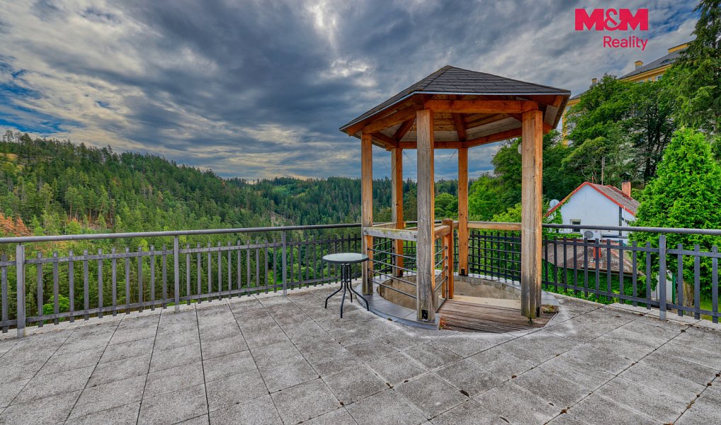 Prodej domu 1 250 m² s pozemkem 2 106 m², Manětín – náhled fotky 14