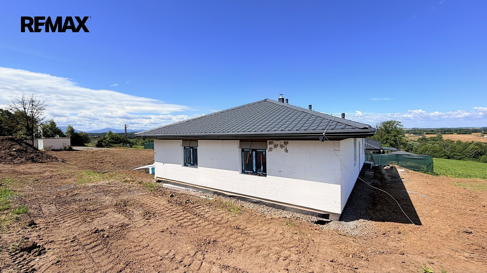 Prodej domu 109 m² s pozemkem 1 013 m² – pohled 4