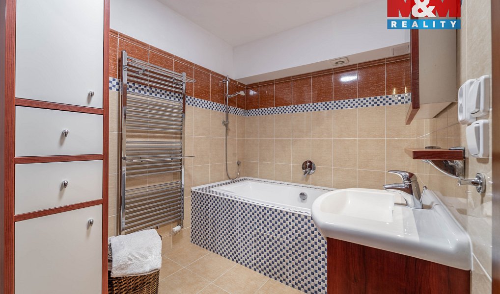 Prodej domu 169 m² s pozemkem 1 039 m², Beroun – náhled fotky 5
