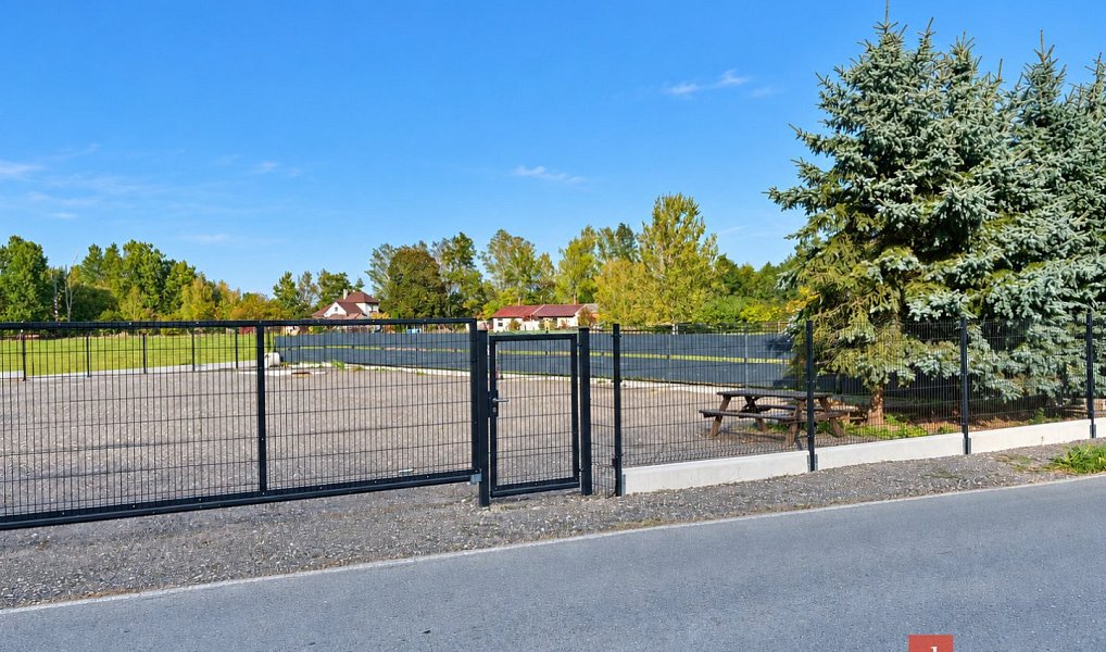 Pronájem komerčního pozemku 900 m², Borohrádek – náhled fotky 2