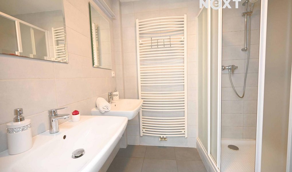 Prodej domu 215 m² s pozemkem 100 m², Praha – náhled fotky 18