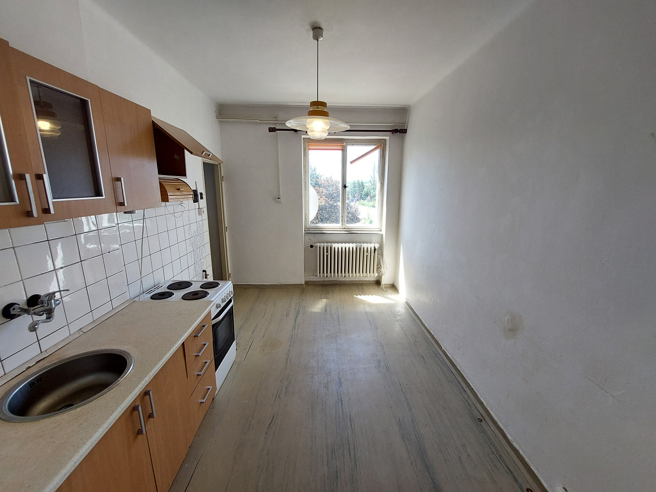 Pronájem bytu 2+1 87 m² – fotografie 3