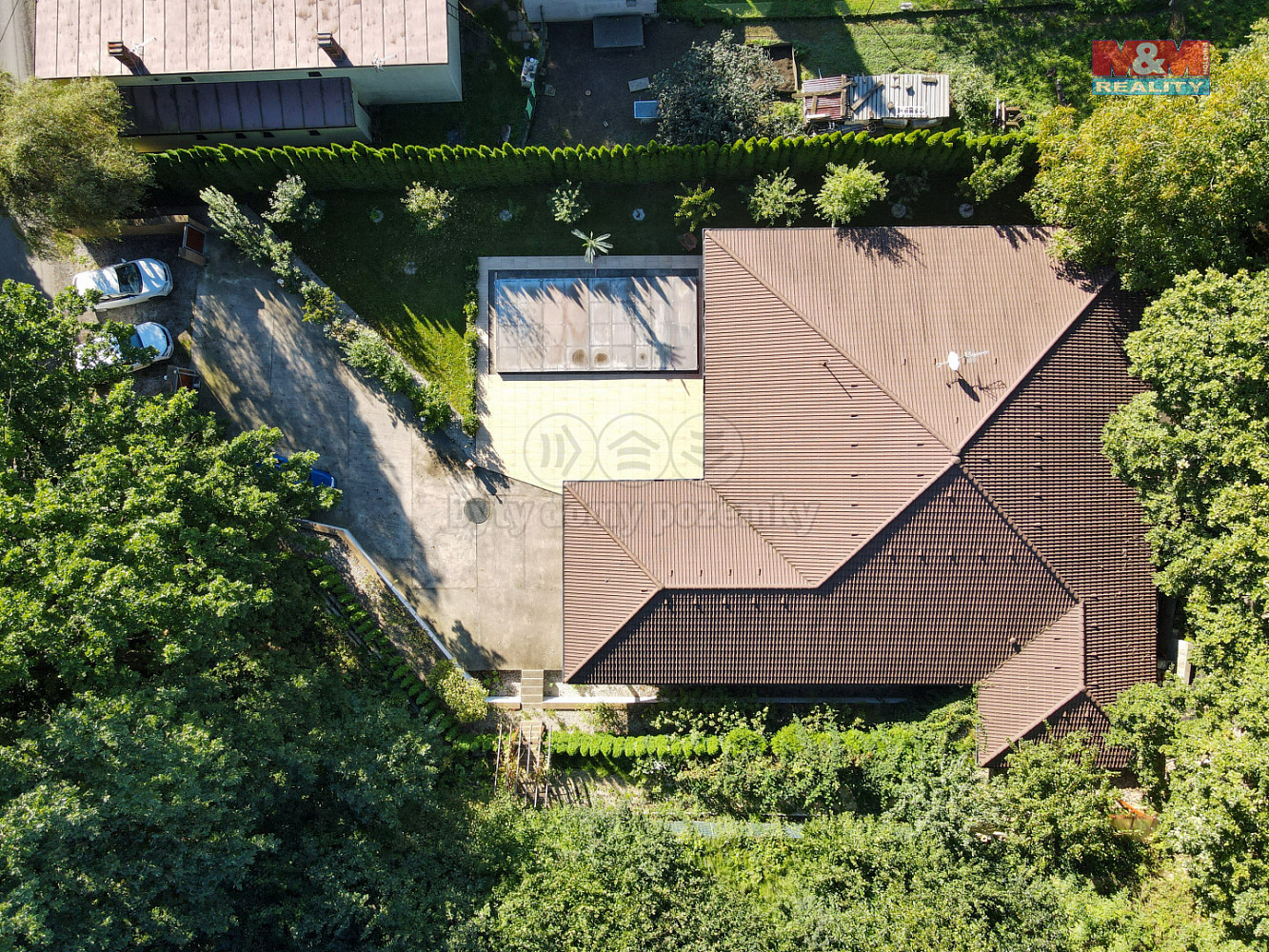 Prodej domu 250 m² s pozemkem 2 228 m² — photo 2