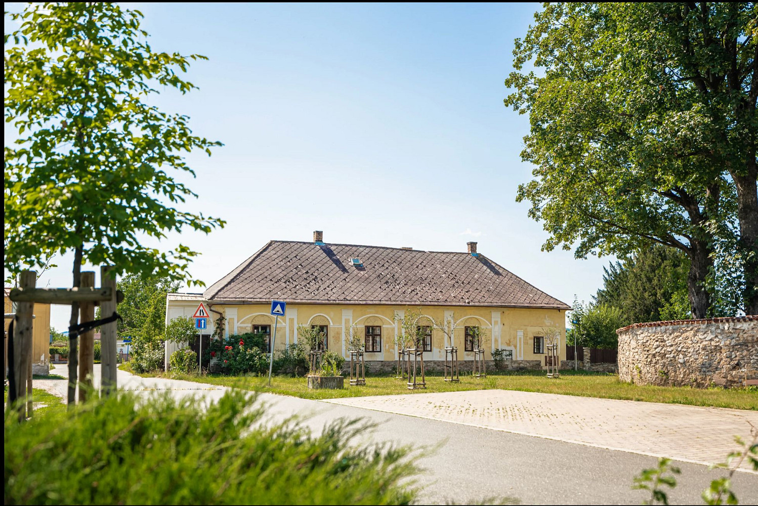 Prodej nájemního domu, činžáku 435 m² – fotografie 2