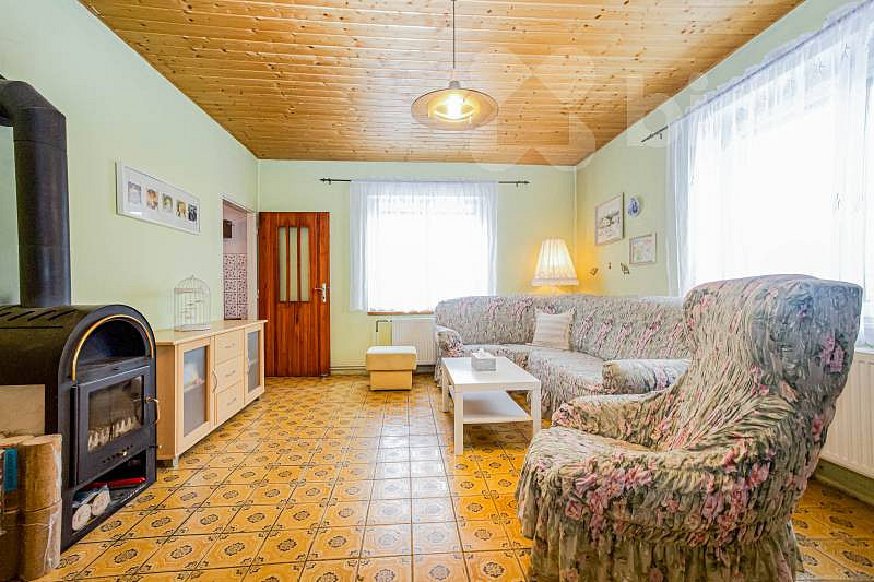 Prodej domu 170 m² s pozemkem 2 013 m² — photo 2