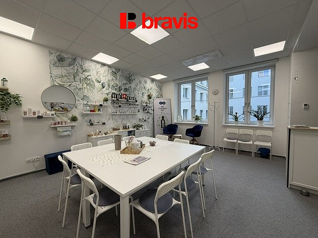 Pronájem kanceláře 31 m² – fotografie 2