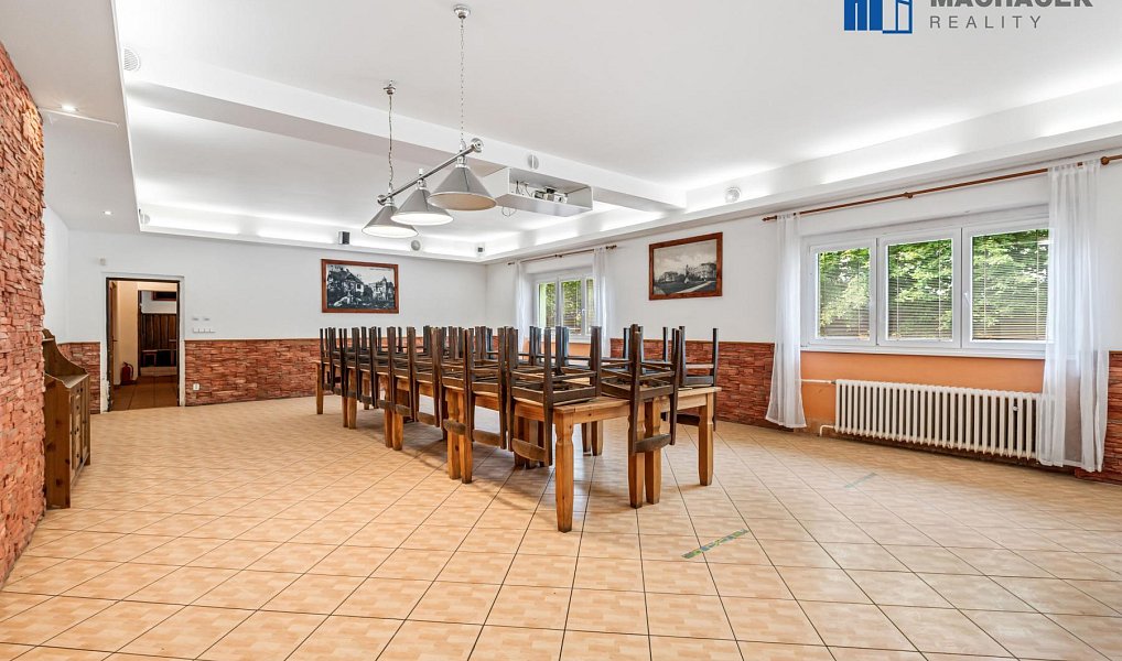Prodej restaurace 669 m², Duchcov – náhled fotky 25