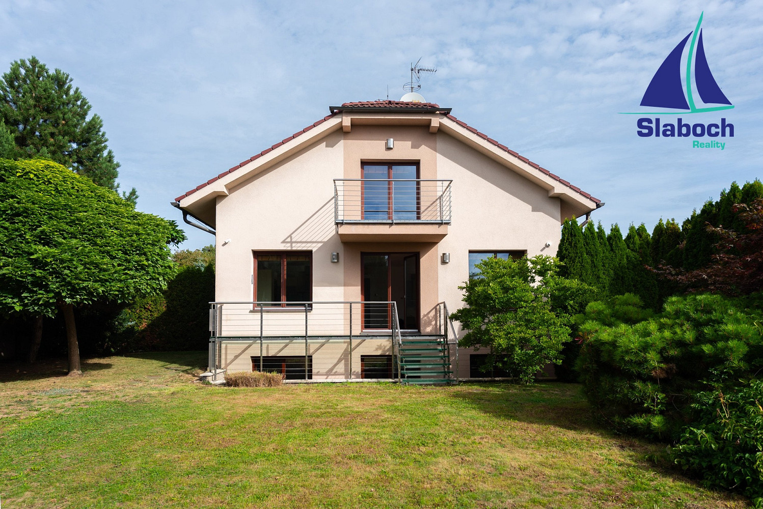 Prodej domu 198 m² s pozemkem 641 m²