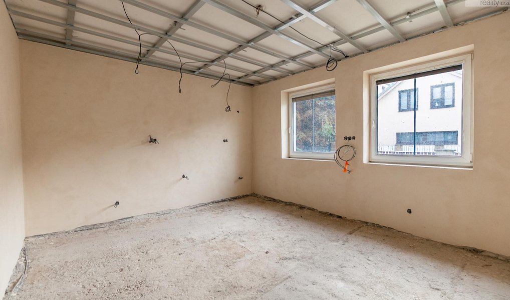 Prodej domu 126 m² s pozemkem 873 m², Teplice – náhled fotky 2