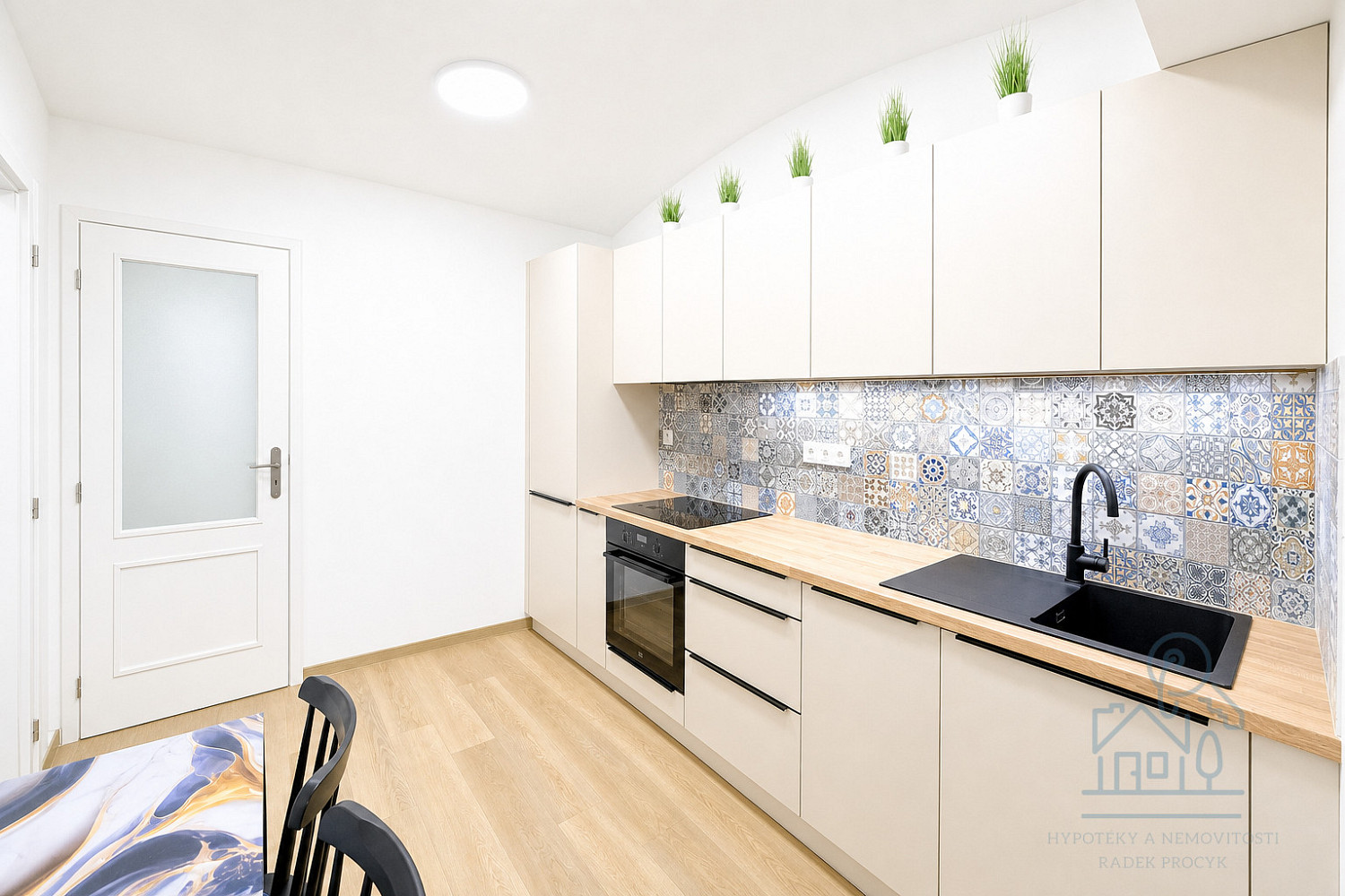Prodej bytu 2+kk 33 m² – fotografie 2