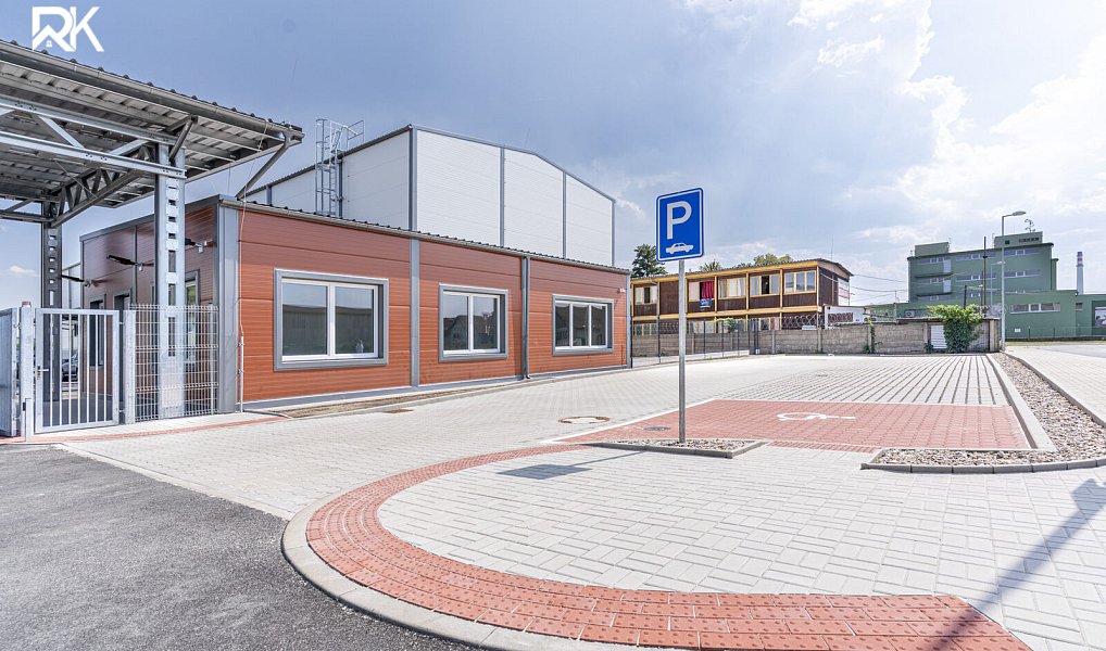 Pronájem skladovacích prostor 1 786 m², Kolín – náhled fotky 19