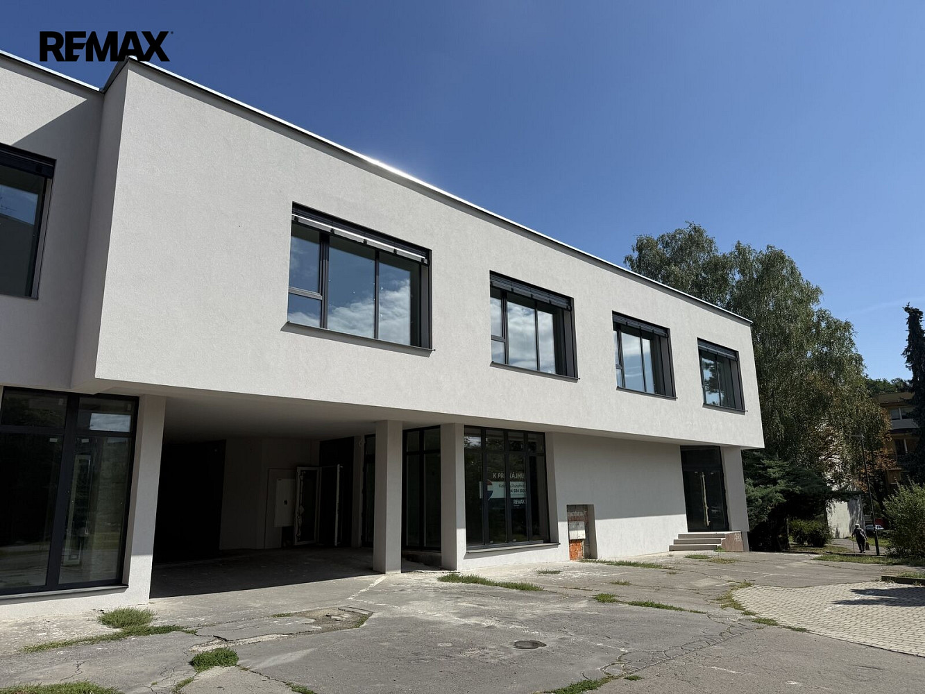 Pronájem obchodních prostor 14 m² – fotografie 5