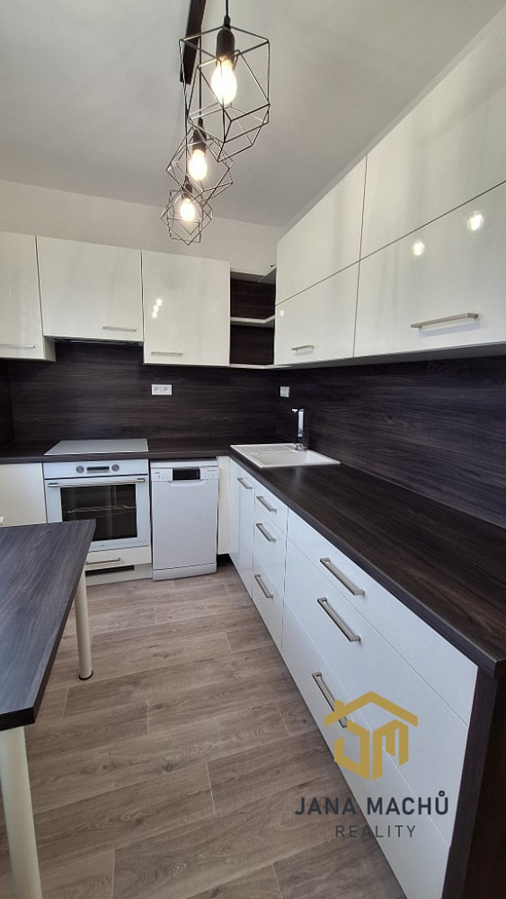 Prodej bytu 2+1 56 m² – fotografie 3