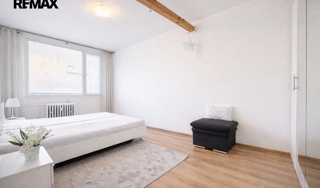 Pronájem bytu 4+kk 107 m², Praha – náhled fotky 2