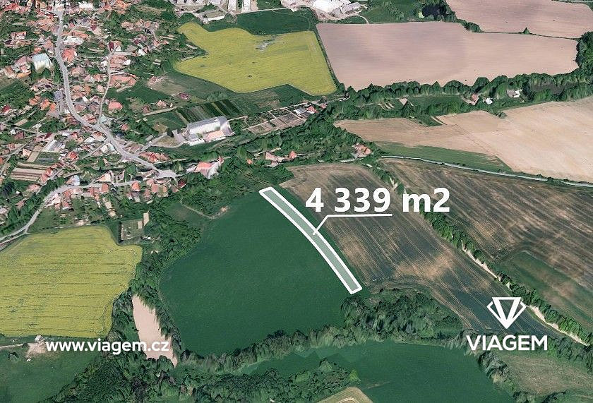 Prodej pole 4 339 m²