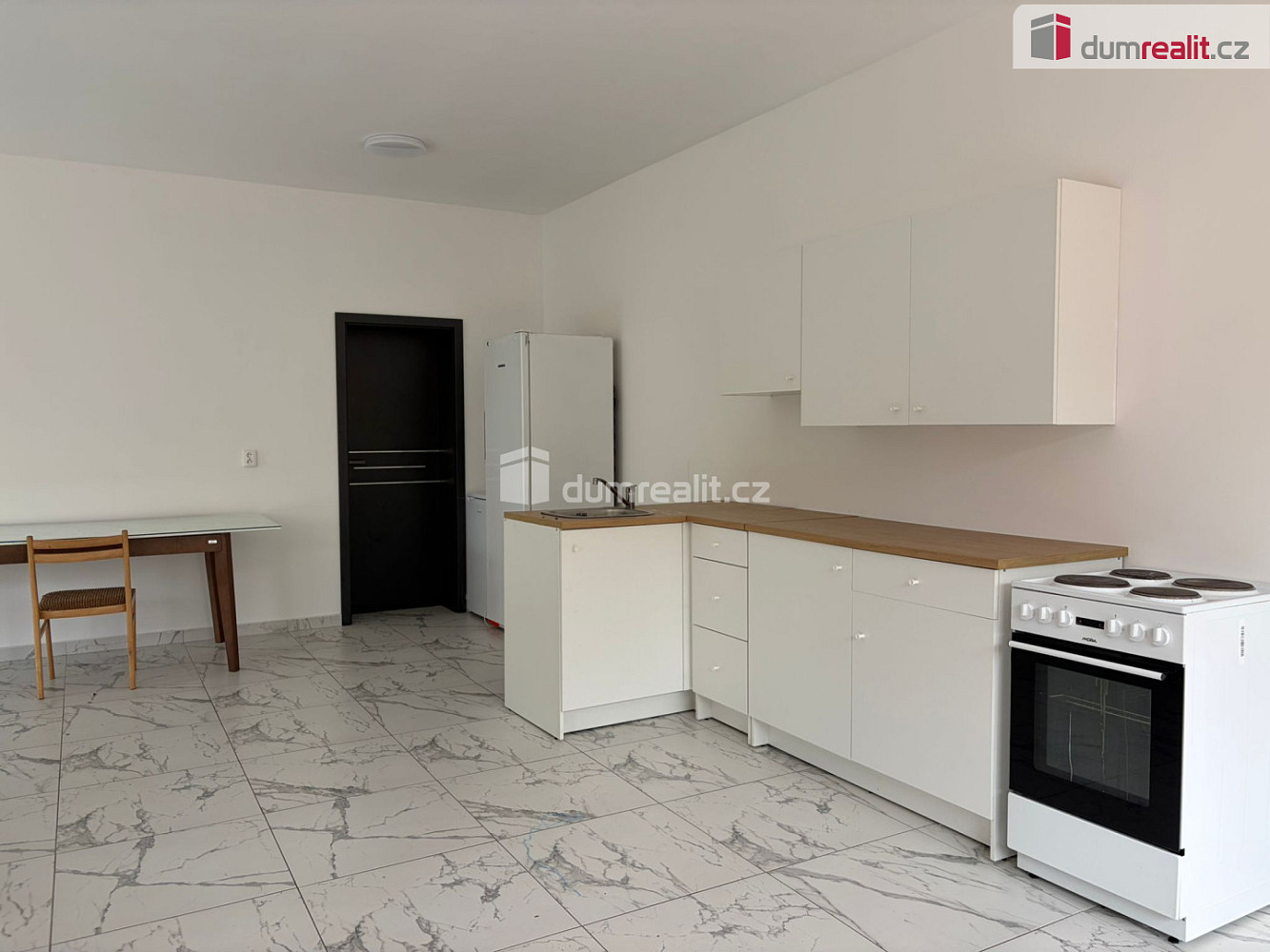 Pronájem domu 160 m² s pozemkem 300 m² — photo 5
