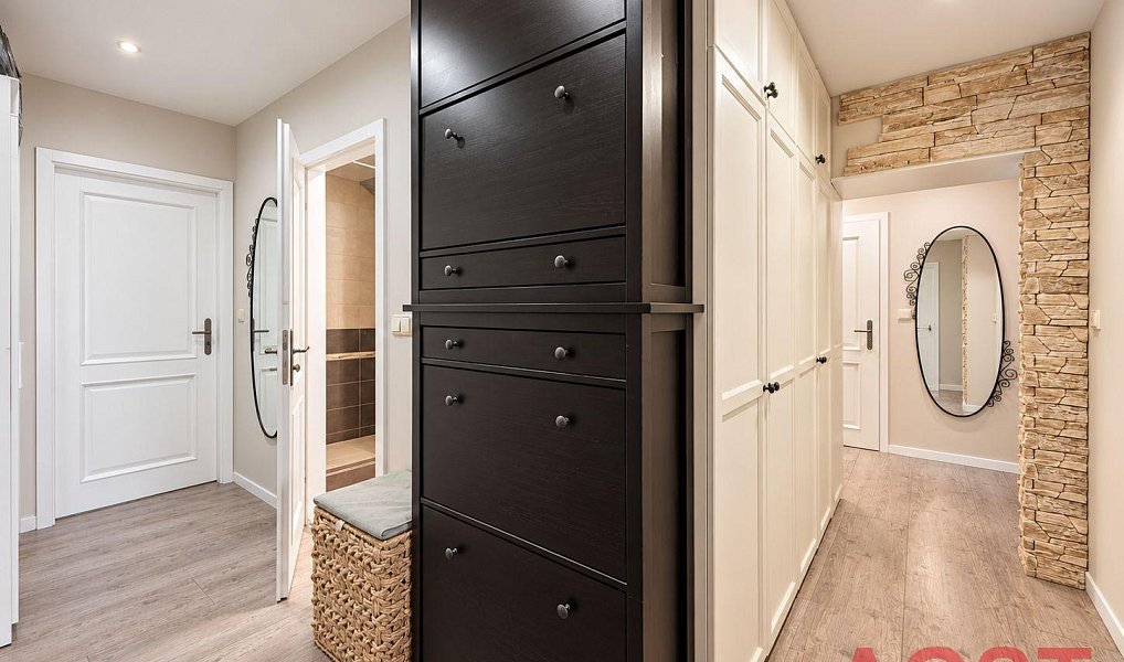 Prodej bytu 5+kk 97 m², Praha – náhled fotky 9