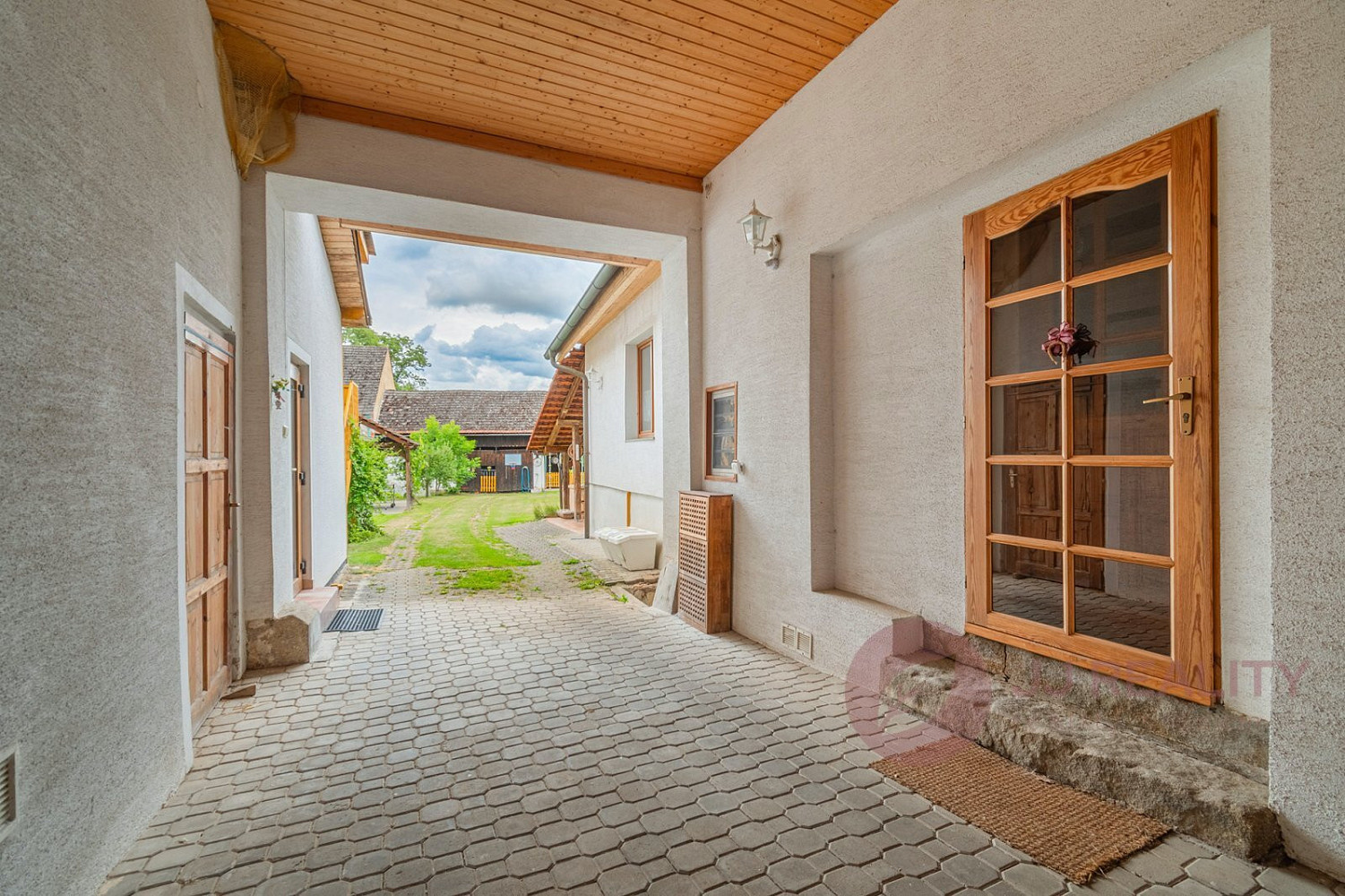 Prodej domu 271 m² s pozemkem 775 m² – fotografie 3