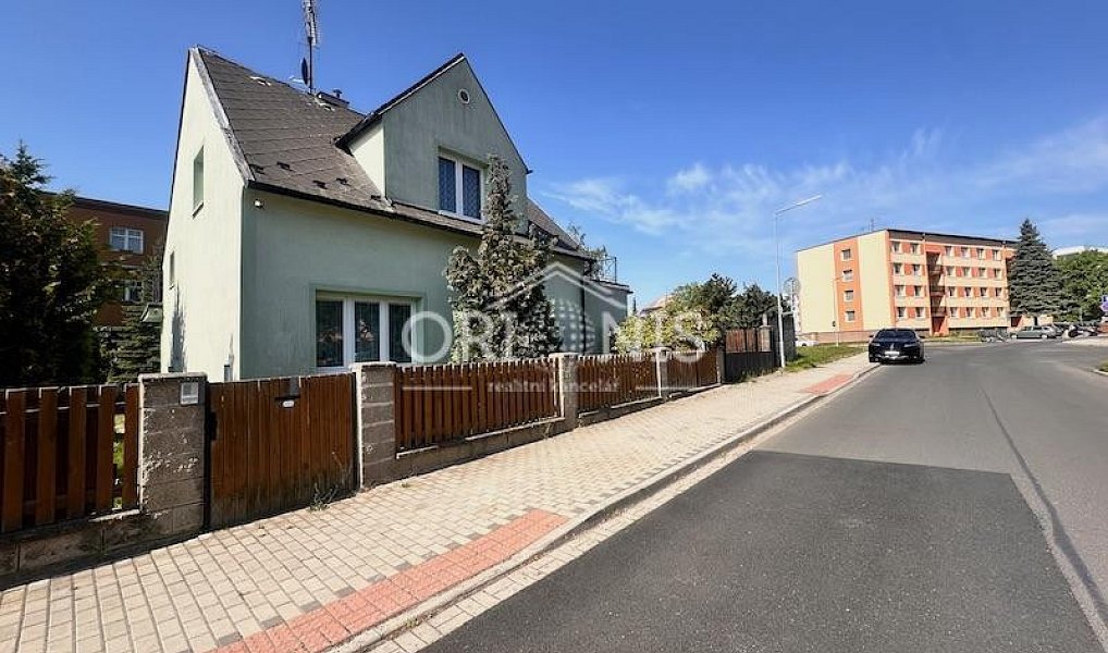 Prodej domu 100 m² s pozemkem 803 m², Chomutov – náhled fotky 17