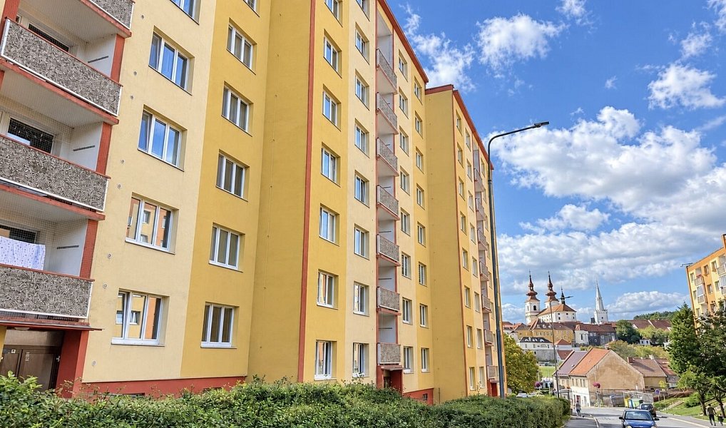 Prodej bytu 1+kk 20 m², Kadaň – náhled fotky 2