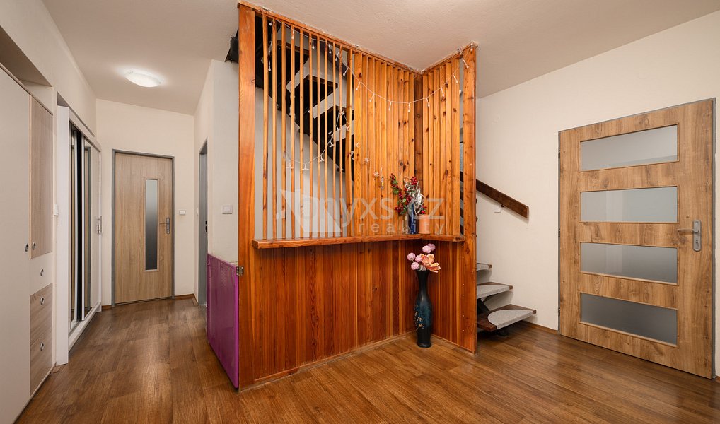 Prodej domu 220 m² s pozemkem 906 m², Mnichovice – náhled fotky 14