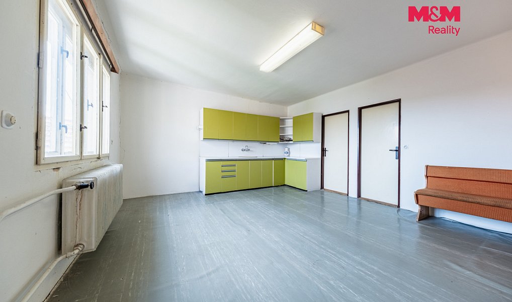 Prodej domu 236 m² s pozemkem 3 986 m², Březnice – náhled fotky 24