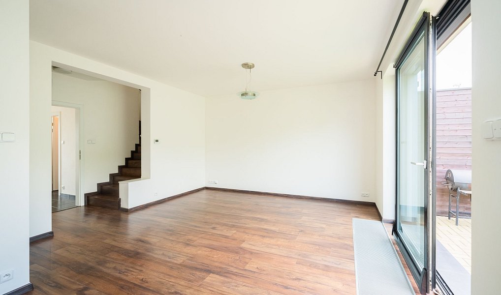 Pronájem domu 110 m² s pozemkem 196 m², Praha – náhled fotky 7