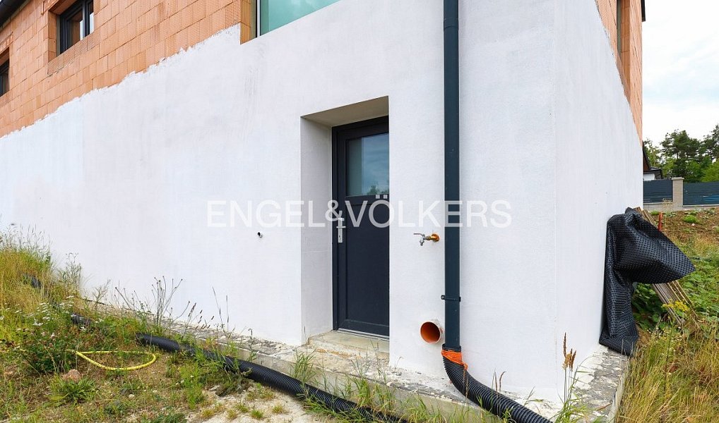 Prodej domu 240 m² s pozemkem 913 m², Holýšov – náhled fotky 14