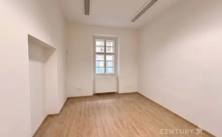 Pronájem kanceláře 23 m², Voršilská, Praha 1 - Nové Město