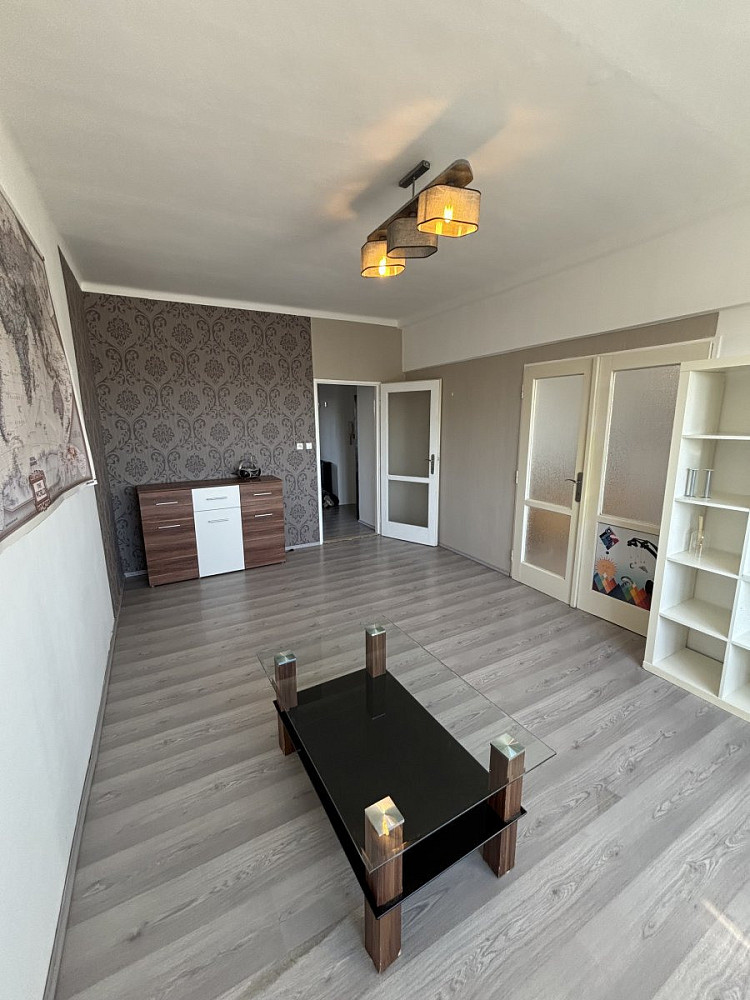 Pronájem bytu 2+1 55 m² – fotografie 3