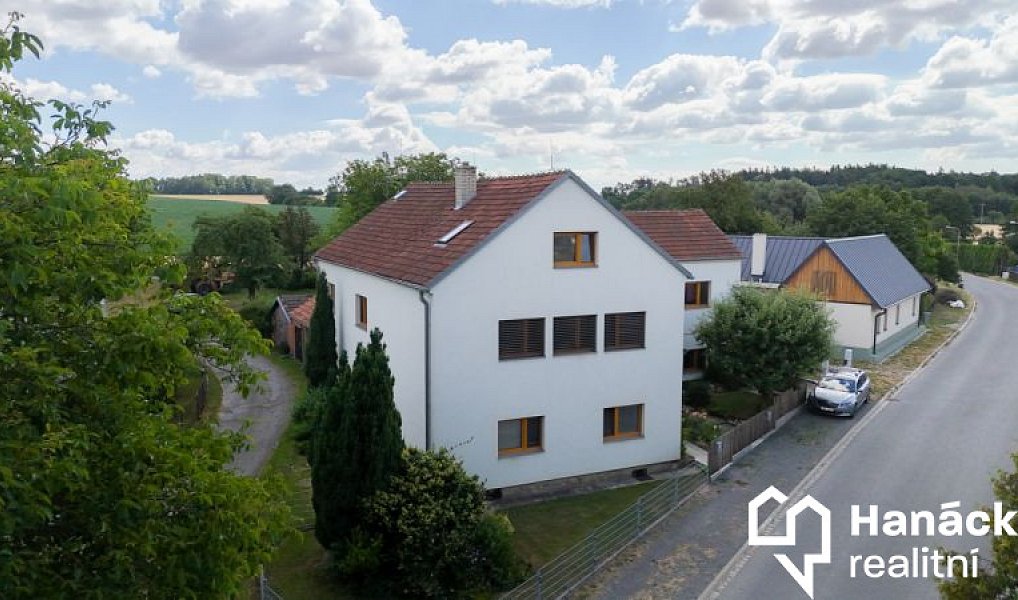 Prodej domu 345 m² s pozemkem 1 131 m², Kladky – náhled fotky 24
