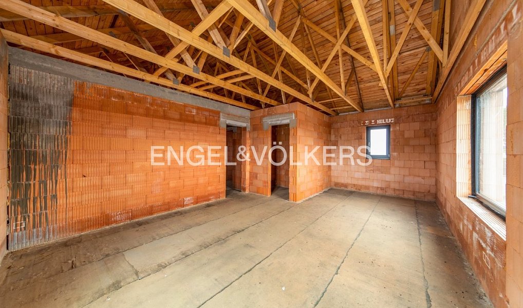 Prodej domu 240 m² s pozemkem 913 m², Holýšov – náhled fotky 4