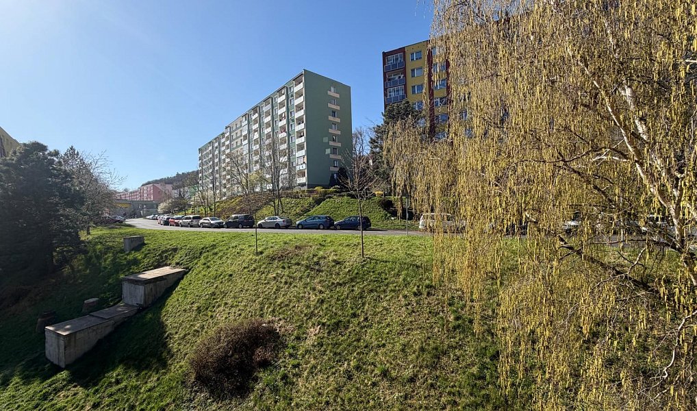 Prodej bytu 3+1 78 m², Jirkov – náhled fotky 2