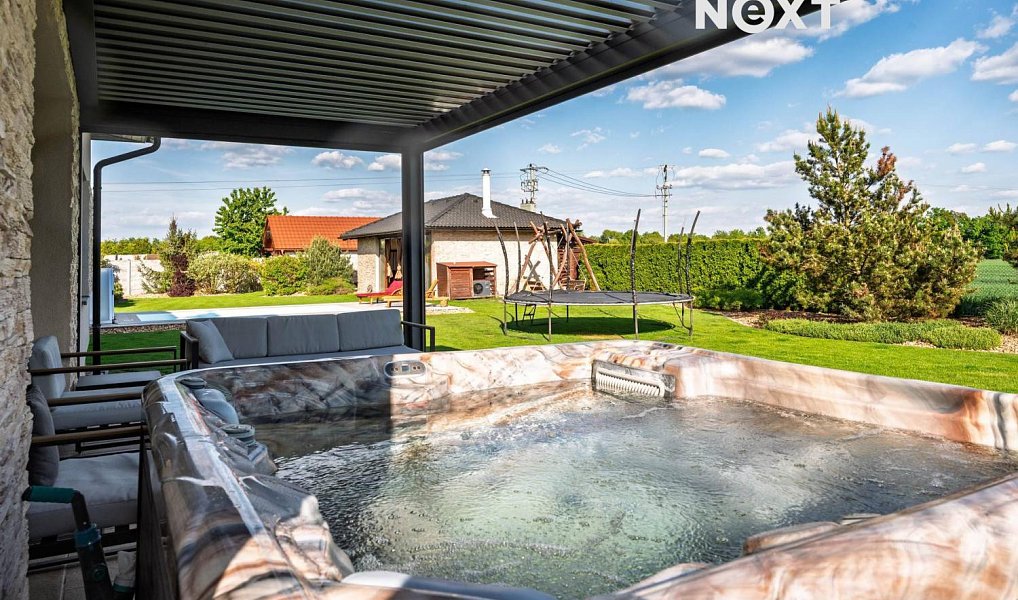 Prodej domu 188 m² s pozemkem 1 936 m², Kněžmost – náhled fotky 39