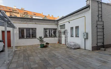 Pronájem výrobních prostor 180 m², Na Neklance, Praha 5 - Smíchov