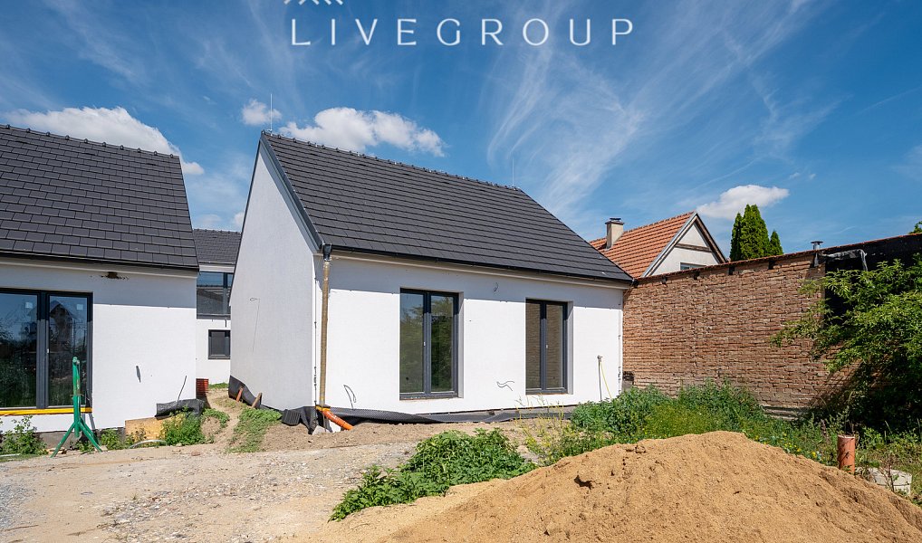 Prodej domu 214 m² s pozemkem 485 m², Pouzdřany – náhled fotky 9