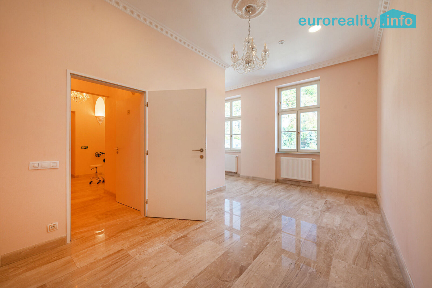 Pronájem obchodních prostor 20 m²