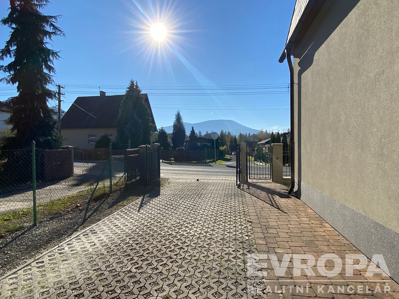 Prodej domu 154 m² s pozemkem 1 106 m² – pohled 4