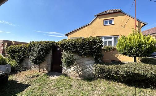 Prodej domu 80 m² s pozemkem 246 m², Družstevní, Mutěnice, okres Hodonín