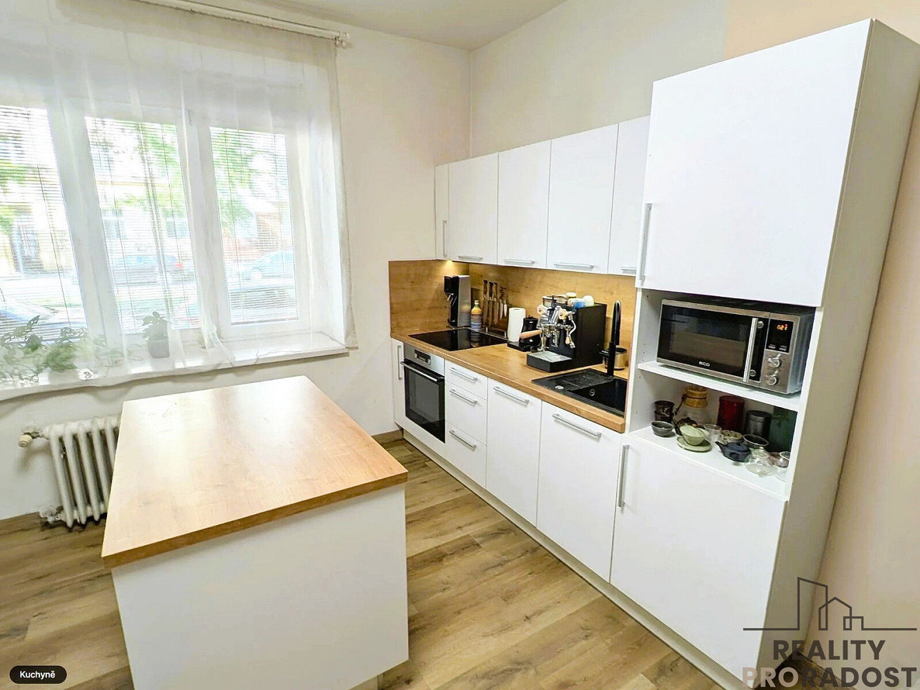 Pronájem bytu 2+kk 57 m² – fotografie 2