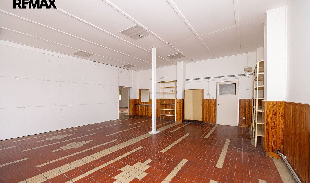 Pronájem obchodních prostor 200 m², Hořice – náhled fotky 16