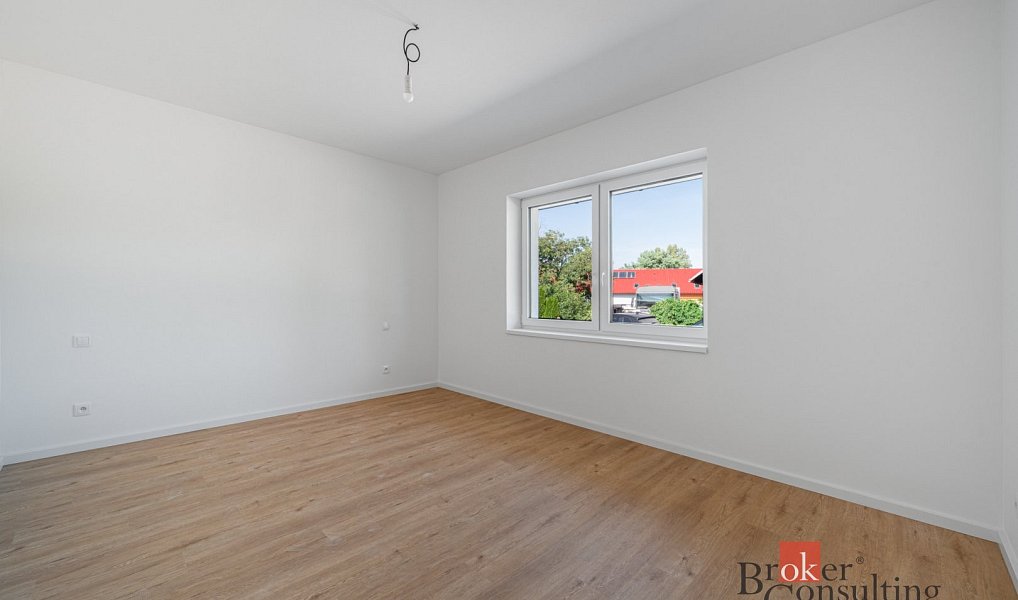 Prodej domu 97 m² s pozemkem 227 m², Chvaletice – náhled fotky 14