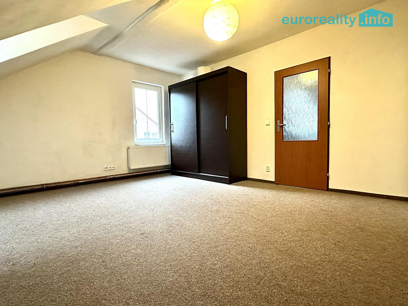 Pronájem bytu 2+kk 57 m² – fotografie 4