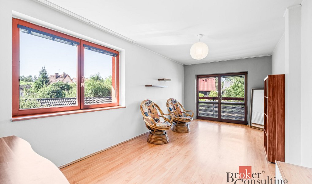 Prodej domu 196 m² s pozemkem 252 m², Horní Bříza – náhled fotky 11