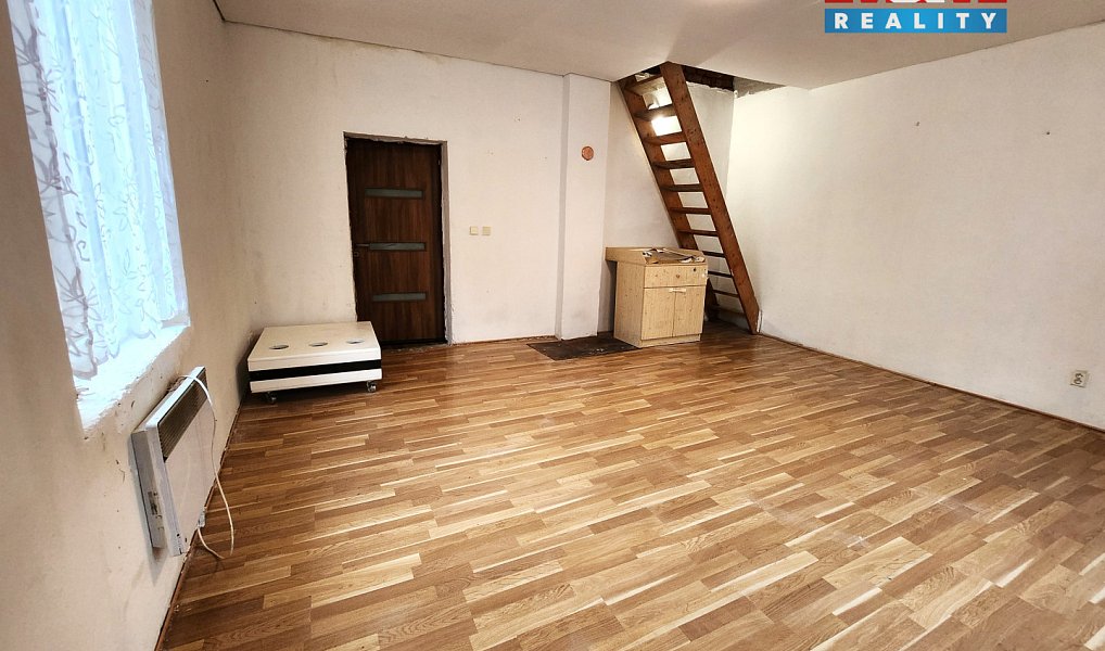 Prodej domu 90 m² s pozemkem 1 297 m², Vroutek – náhled fotky 22