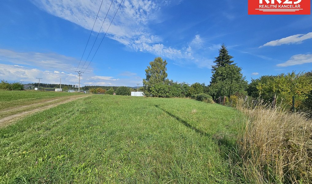 Prodej stavebního pozemku 1 355 m², Velká Hleďsebe – náhled fotky 3