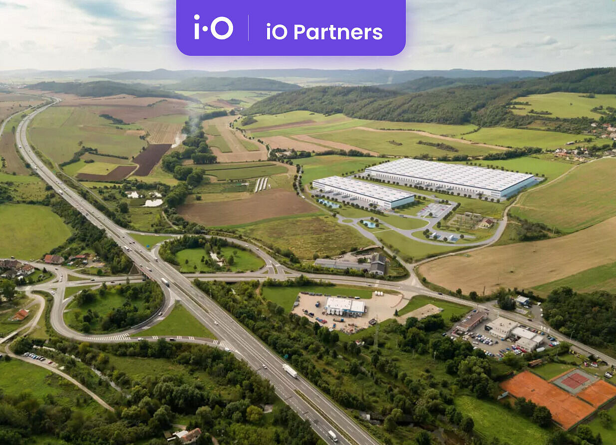 Pronájem skladovacích prostor 13 000 m² – fotografie 3