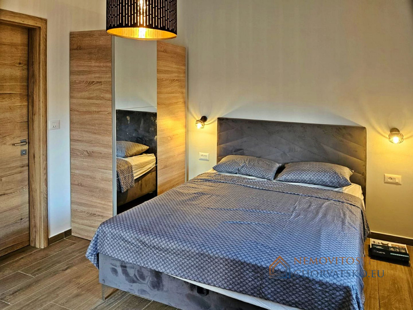 Prodej domu 188 m² s pozemkem 1 207 m² - Flere