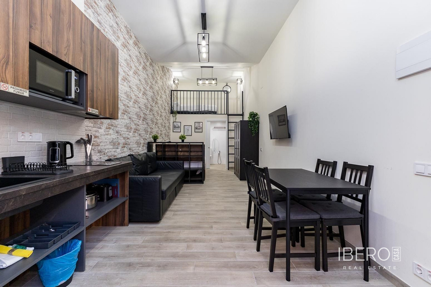 Piso 3+kk – València, Ciutat Vella - Más