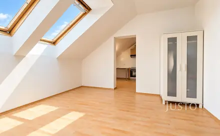 Pronájem bytu 2+kk 58 m²